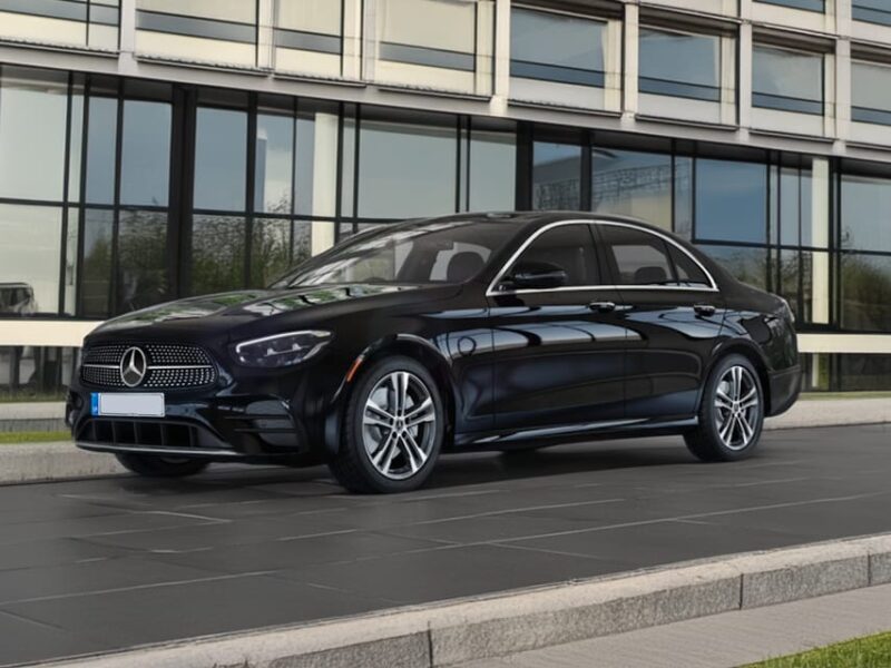 Private Transfer To/From Central London to Luton Airport - Driver and Assistance