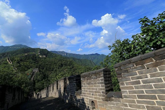 Private Transfer to Mutianyu Great Wall With Professional Driver - Meeting and Pickup