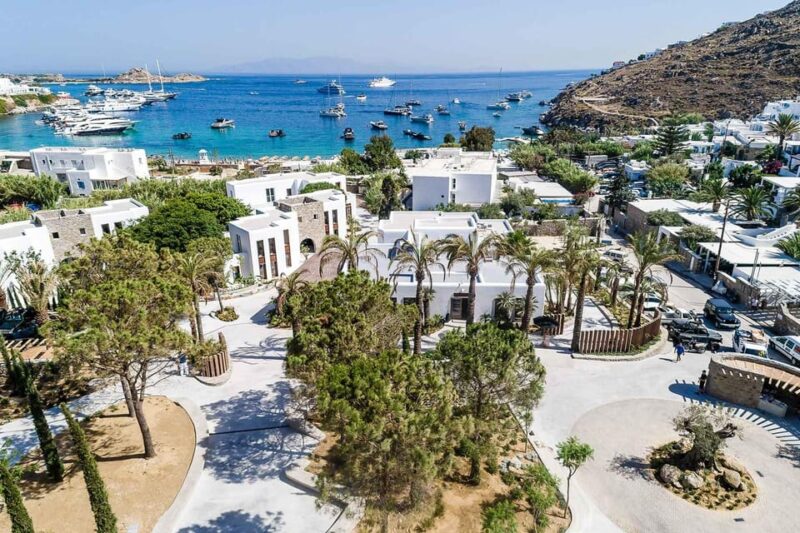 Private Transfer To Mykonos Beach Clubs With Luxury VAN - Key Points