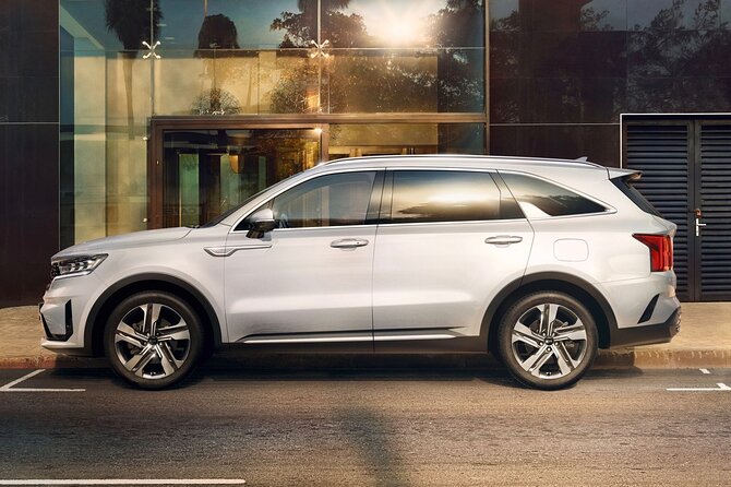 Private Transfer to Nashville Airport and Hotel - Included Features