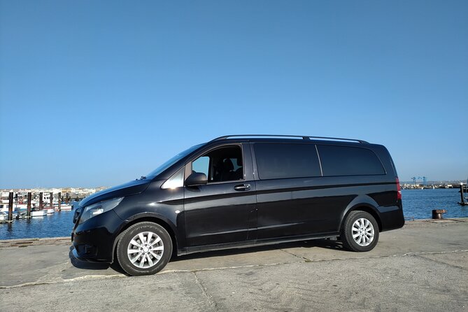 Private Transfer to or From Peniche to Lisbon Airport - Key Points