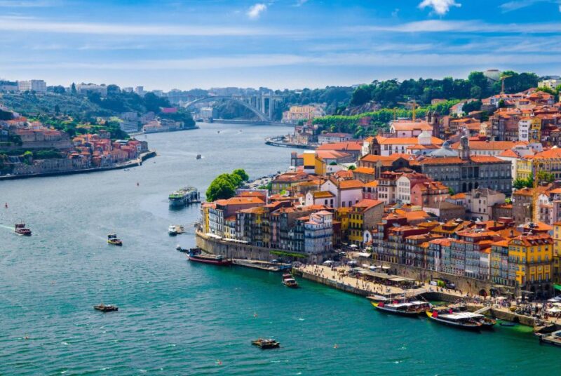Private Transfer to Porto From Lisbon - Comfortable Minivan