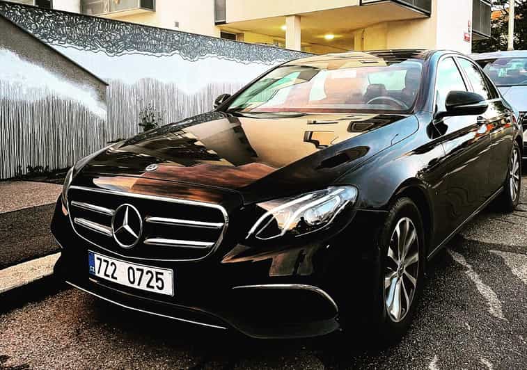 Private Transfer to Prague Airport Business/VIP - Key Points
