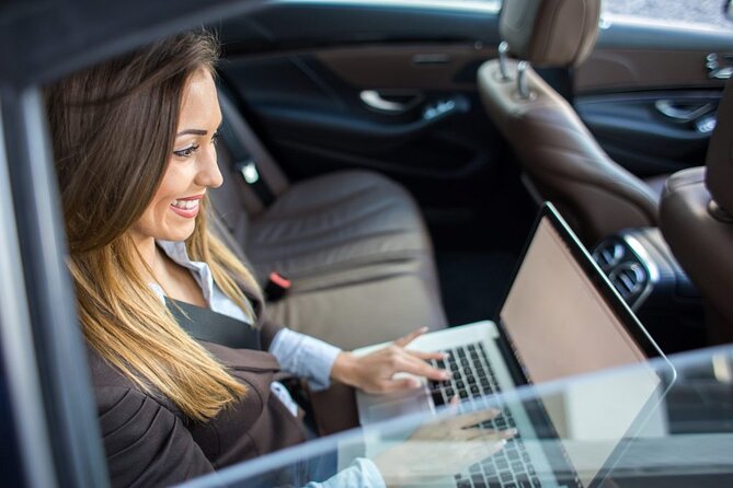 Private Transfer:- Toronto Pearson Airport or Markham City Ontario - Rates and Pricing Information
