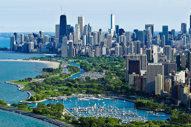 Private Transfer: Toronto to Pearson Airport YYZ in Luxury SUV - Included in the Service