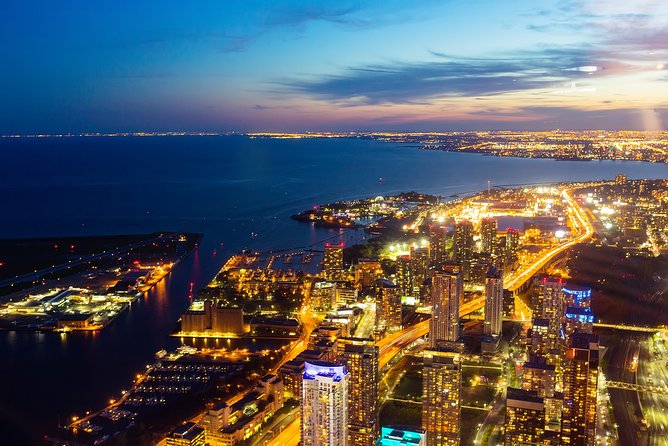 Private Transfer: Toronto to Pearson Airport YYZ in Luxury SUV - Cancellation and Flexibility