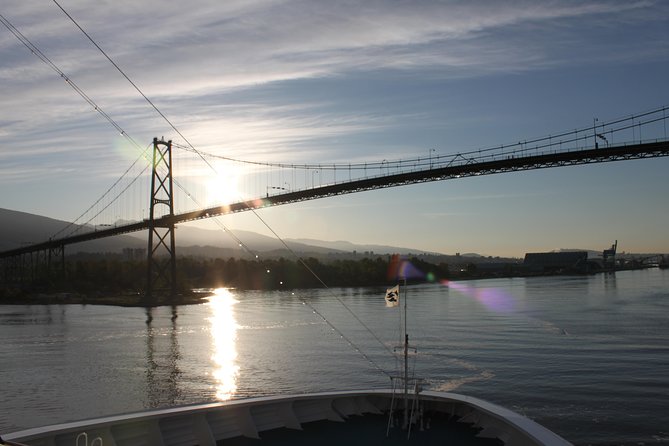 Private Transfer, Vancouver, BC to Vancouver Cruise Ship Terminal, VIP SEDAN - Included Service Amenities