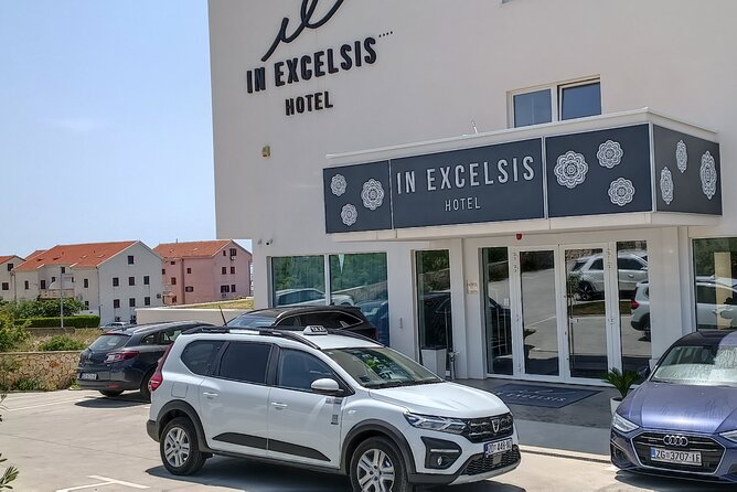 Private Transfer: Zadar Airport <--> Novalja (Zrce Beach) - Accessibility and Participation