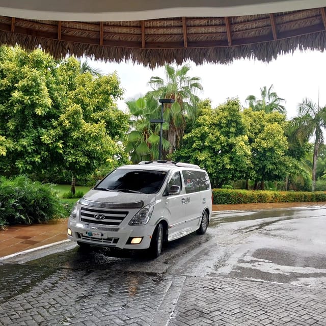 Private Transfer: Zoetry Agua Hotel to Punta Cana Airport - Key Points