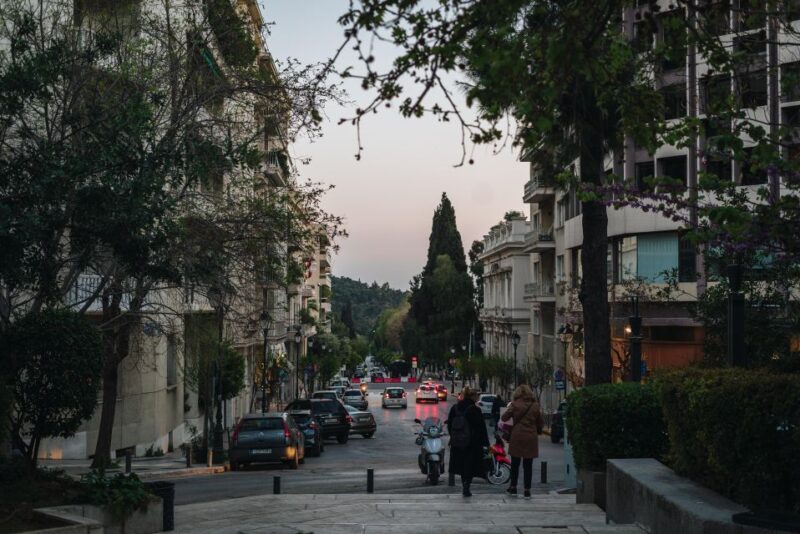 Private Transfer:Piraeus Port-Athens Center With Mini Van - Booking Policies