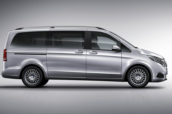 Private Transfers From Barcelona Airport to Barcelona Cruise Port - Vehicle Information