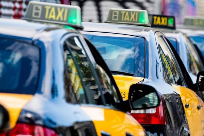 Private Transfers From Barcelona City to Barcelona Airport - Booking and Cancellation