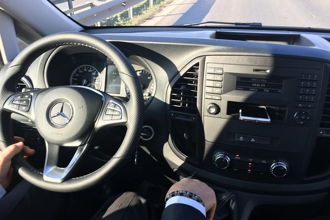 Private Transfers From Istanbul Airports to Istanbul City - Accessibility for Wheelchair Users