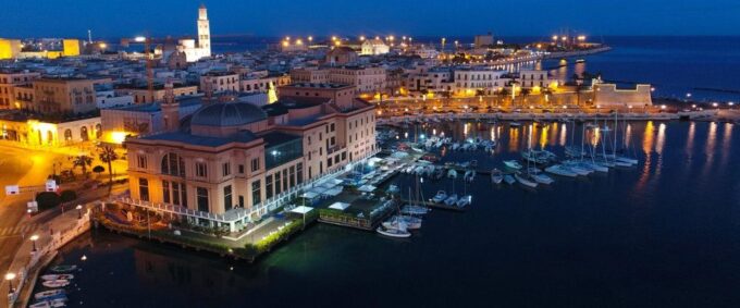 Private Transfert From Bari to Naples - Optional Stops and Highlights
