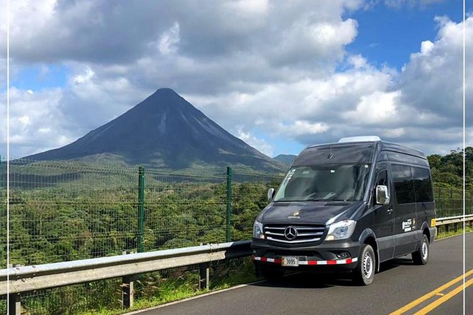 Private Transport From Tamarindo to La Fortuna De Arenal - Key Points