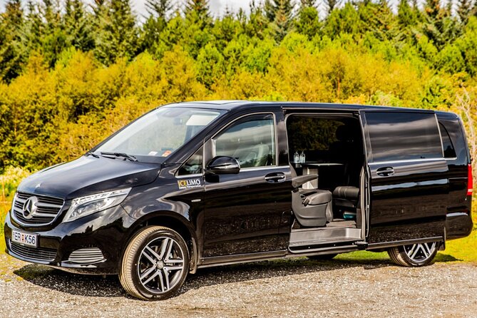 Private Transport in Luxury Mpv/Suv 5pax Keflavik Airport-Rkv - Quick Points