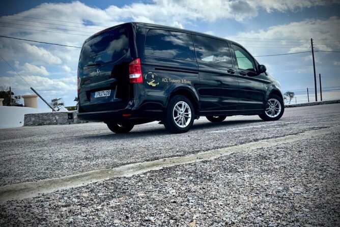 Private Transportation From Airport to Oia - Pickup Arrangements