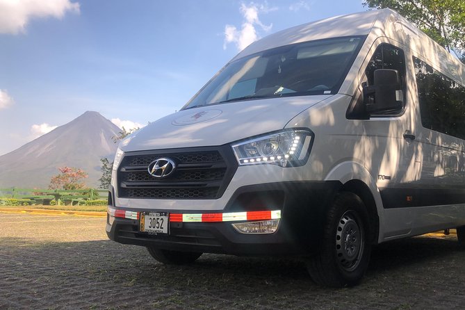 Private Transportation From And To Arenal-la Fortuna - Key Points