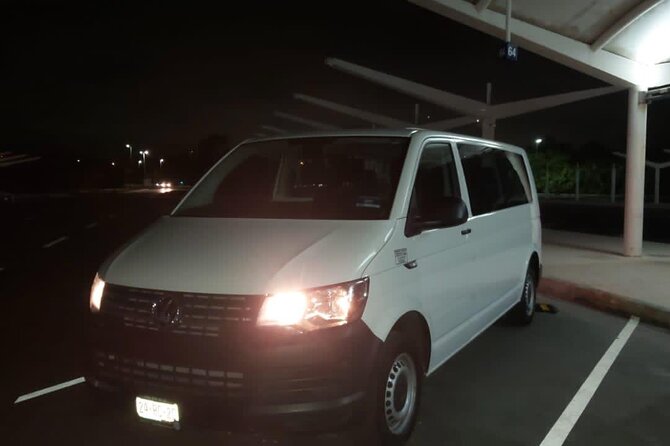 Private Transportation From CUN Airport to Puerto Aventuras and Akumal - Vehicle Features and Amenities