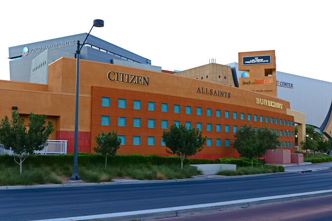Private Transportation From Las Vegas to North Premium Outlets - Key Points