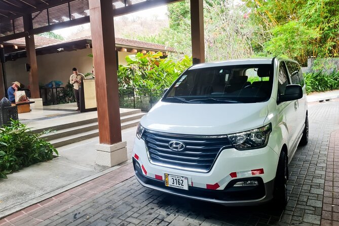 Private Transportation From Liberia Airport to Hotels in La Fortuna - Waiting Policy