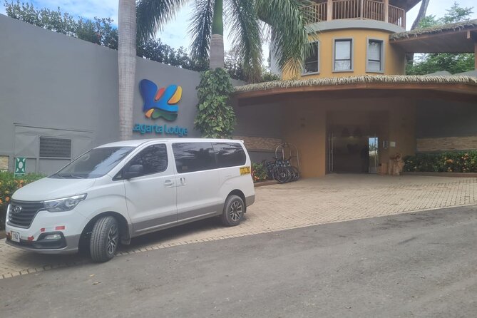 Private Transportation From Liberia Airport To Western Tamarindo - Meeting and Pickup Details