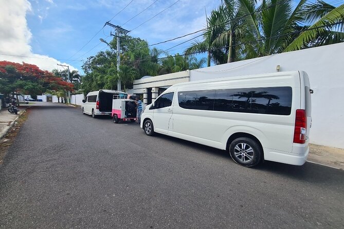 Private Transportation From Puerto Plata Airport to Hotels - Vehicle Features and Amenities