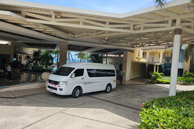 Private Transportation From Riu Palace To Arenal La Fortuna - Key Points