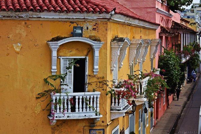 Private Transportation From Santa Marta City to Cartagena - Key Features and Benefits