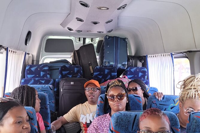 Private Transportation From Tulum To Cancun Airport - Amenities and Accessibility