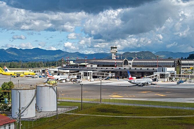 Private Transportation JMC Airport - Medellín - JMC Airport - Key Points