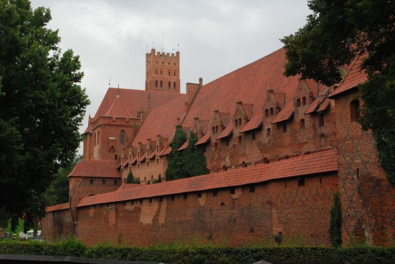 Private Transportation to the Malbork Castle From Gdansk - Booking and Cancellation Details