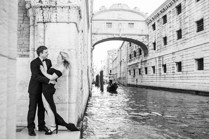 Private Travel Photographer Tour in Venice - Additional Information