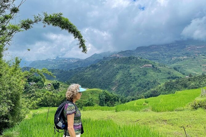 Private Trekking Through Terraces Rice Fields in Sapa - Inclusions
