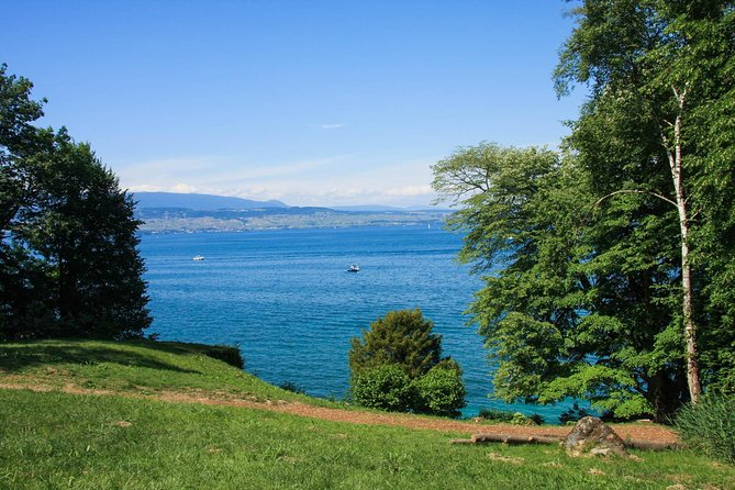 Private Trip From Geneva to Yvoire and Évian-Les-Bains in France - Experience Highlights