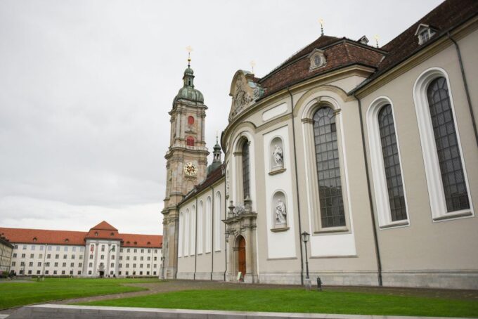 Private Trip From Zurich to St. Gallen and Appenzell - Traditional Appenzell Region and Museum