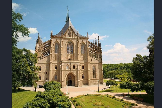 Private Trip to Kutna Hora and Sedlec From Prague - Inclusions