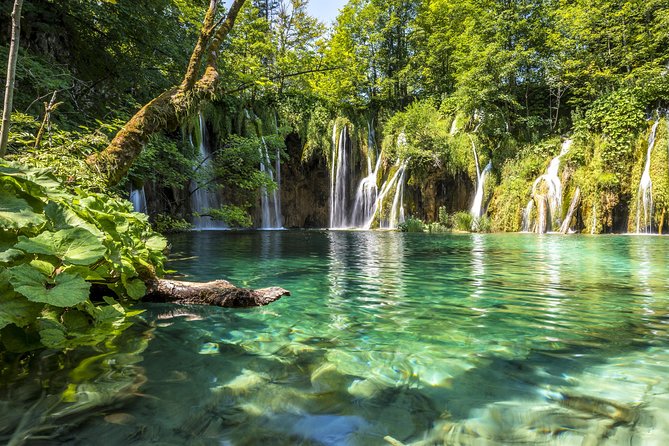 Private Trip to Plitvice Lakes From Zagreb With Ticket Included - Itinerary Highlights