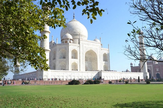 Private Trip to Taj Mahal & Agra Fort by Gatimaan Express Train - Train Journey to Agra