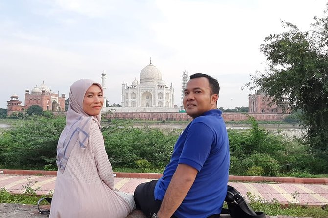 Private Trip to Taj Mahal & Agra Fort by Gatimaan Express Train - Exploring Agra Fort
