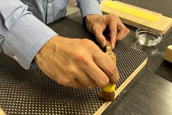 Private Tsubame Sanjo Fruit Knife Making Tour With Licensed Guide - Included in the Tour