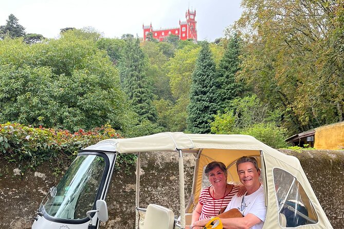 Private Tuk Tuk Tour of Sintra and Beaches in 2.5h - Exploring Sintra National Palace
