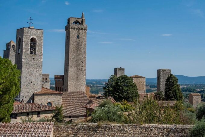 Private Tuscany Tour to Siena and San Gimignano With Lunch - Suitability and Mobility