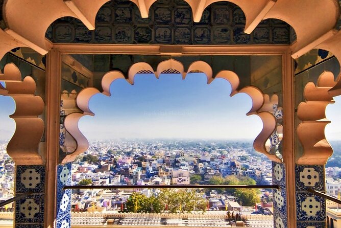 Private Udaipur Sightseeing Tour by Tuk-Tuk or Car With Driver - Tour Inclusions
