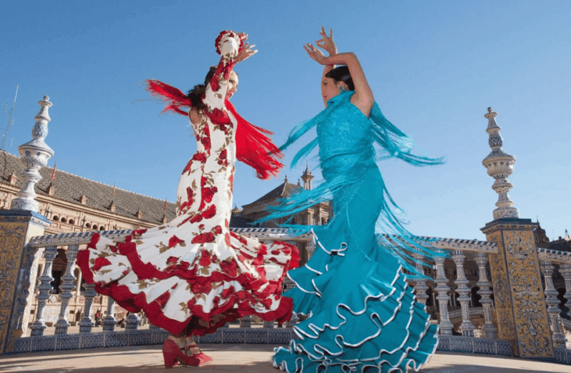 Private Unforgetable Full Day Tour in Sevilla From Lisbon - Language Options