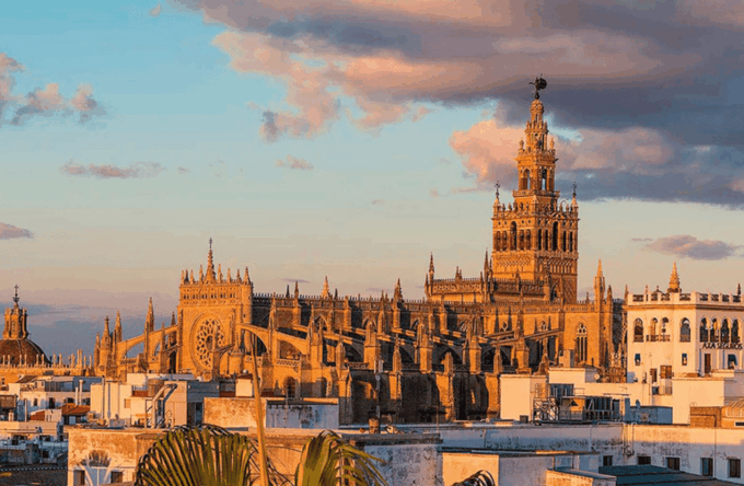 Private Unforgetable Full Day Tour in Sevilla From Lisbon - Additional Offerings