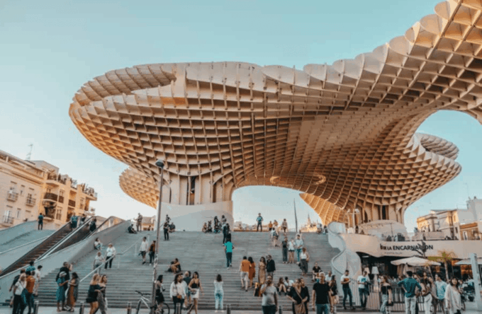 Private Unforgetable Full Day Tour in Sevilla From Lisbon - Frequently Asked Questions