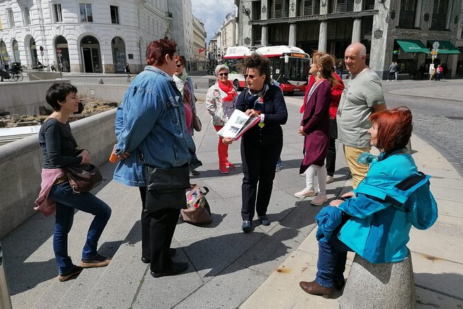 Private Unknown Sweet Viennese Tour With Tastings - Indulging in Tastings