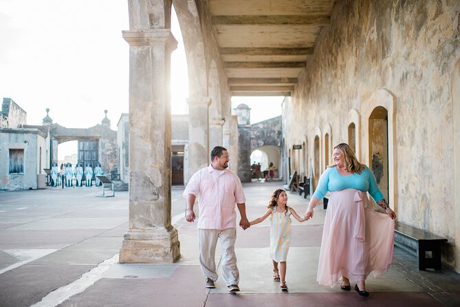 Private Vacation Photo Session With Local Photographer in San Juan - Cancellation Policy and Reviews