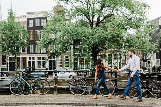 Private Vacation Photography Session With Local Photographer in Amsterdam - Experience Highlights